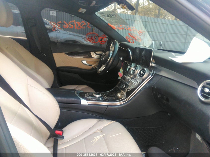 VIN 55SWF8EB8KU299631 2019 MERCEDES-BENZ C-CLASS C 300