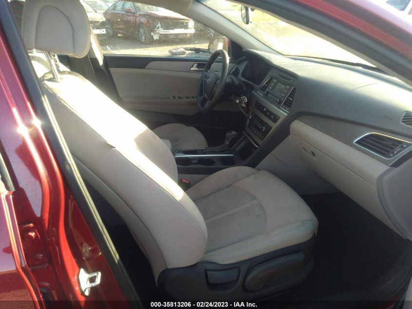 2015 HYUNDAI SONATA 2.4L SE - 5NPE24AF7FH108315