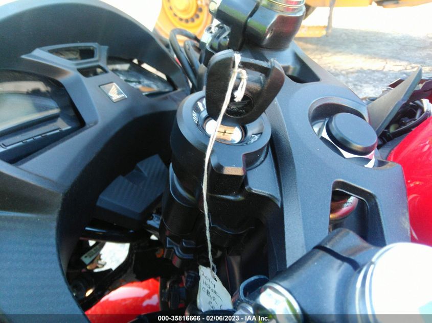 2014 HONDA CBR650 F MLHRC7407E5000568