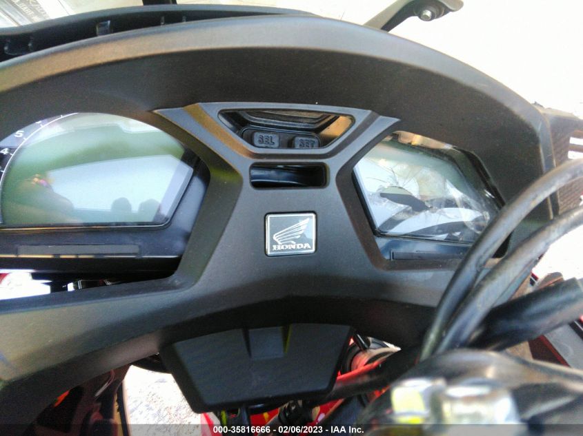 2014 HONDA CBR650 F MLHRC7407E5000568