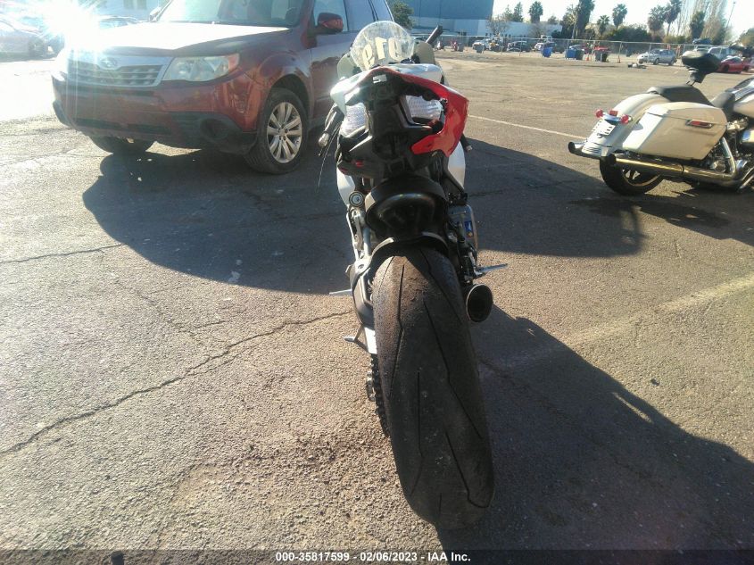 2021 DUCATI PANIGALE V2 ZDMHAATWXMB005078