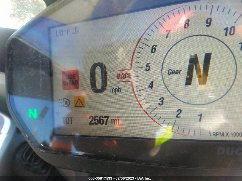 2021 DUCATI PANIGALE V2 ZDMHAATWXMB005078