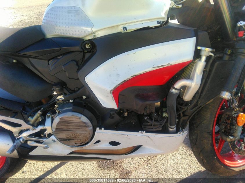 2021 DUCATI PANIGALE V2 ZDMHAATWXMB005078