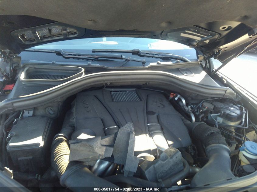 2015 MERCEDES-BENZ GL-CLASS GL 550 4JGDF7DE2FA454733