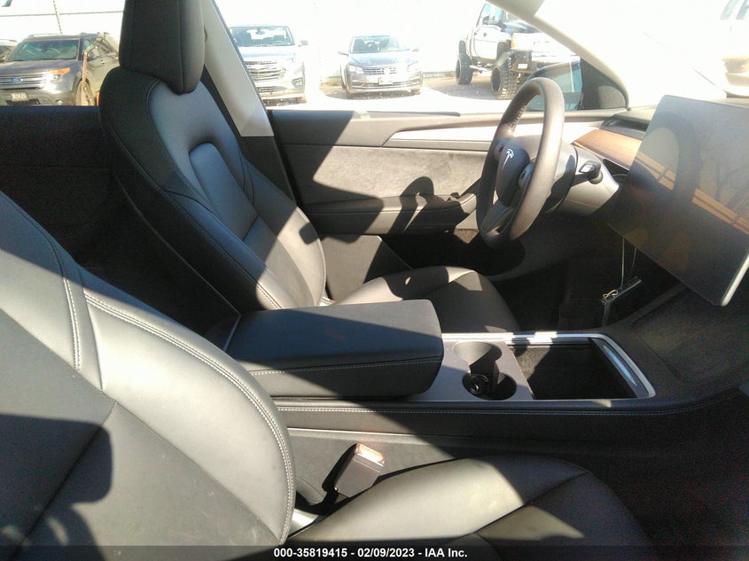 VIN 7SAYGDEE3NA015465 2022 TESLA MODEL Y LONG RANGE