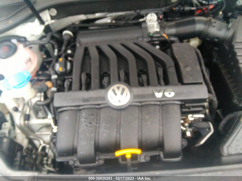 VIN 1VWJM7A3XJC050055 2018 VOLKSWAGEN PASSAT V6 GT