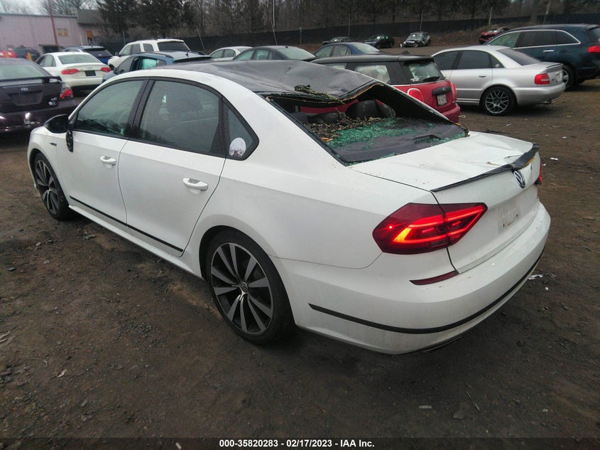 VIN 1VWJM7A3XJC050055 2018 VOLKSWAGEN PASSAT V6 GT