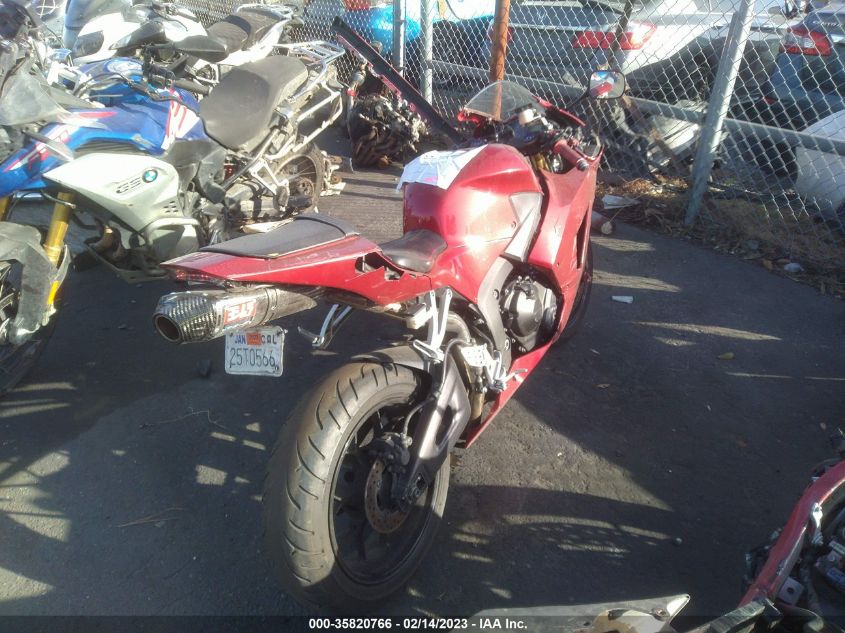 2018 HONDA CBR600 RR JH2PC40H0JK400060