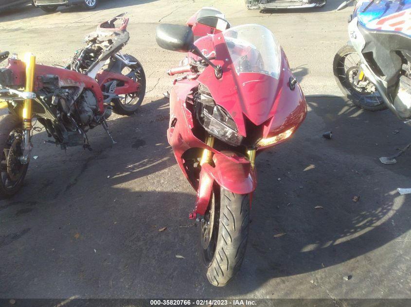 2018 HONDA CBR600 RR JH2PC40H0JK400060