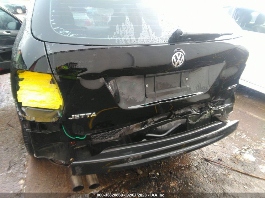 2014 VOLKSWAGEN JETTA SPORTWAGEN S - 3VWPP7AJ8EM603113