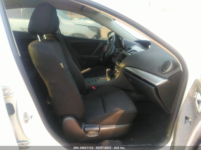 2013 MAZDA MAZDA3 I SPORT - JM1BL1U80D1704463