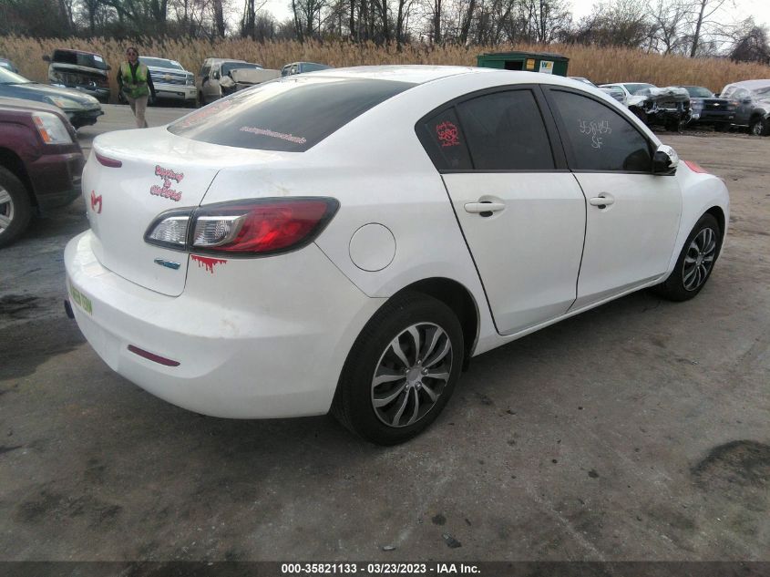 2013 MAZDA MAZDA3 I SPORT - JM1BL1U80D1704463