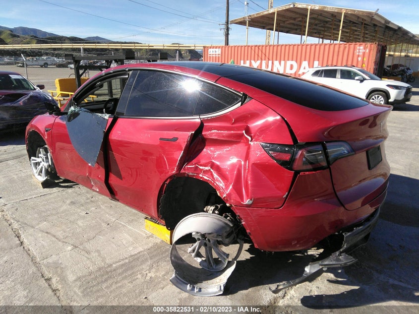 VIN 7SAYGDEE0NF361573 2022 TESLA MODEL Y LONG RANGE
