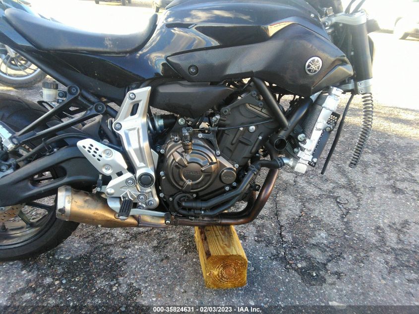 2016 YAMAHA FZ07 JYARM06E5GA007475