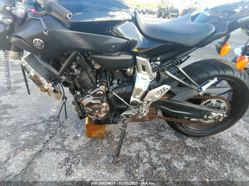 2016 YAMAHA FZ07 JYARM06E5GA007475