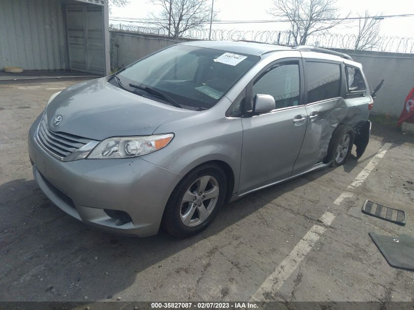 5TDKK3DC8GS744218 2016 TOYOTA SIENNA - Image 2