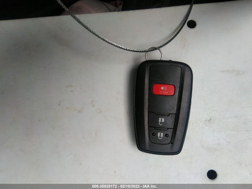 2022 TOYOTA 4RUNNER SR5 - JTEEU5JR6N5274832