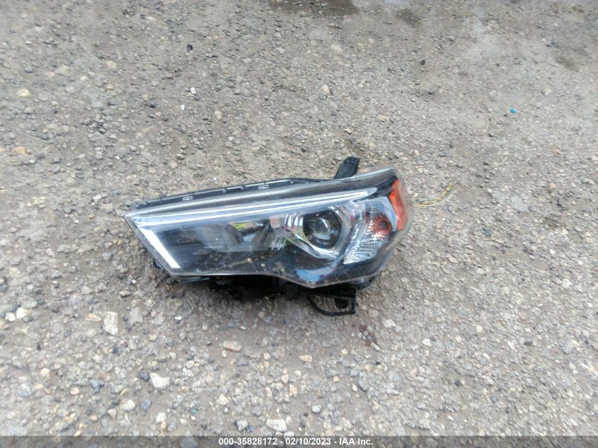 2022 TOYOTA 4RUNNER SR5 - JTEEU5JR6N5274832