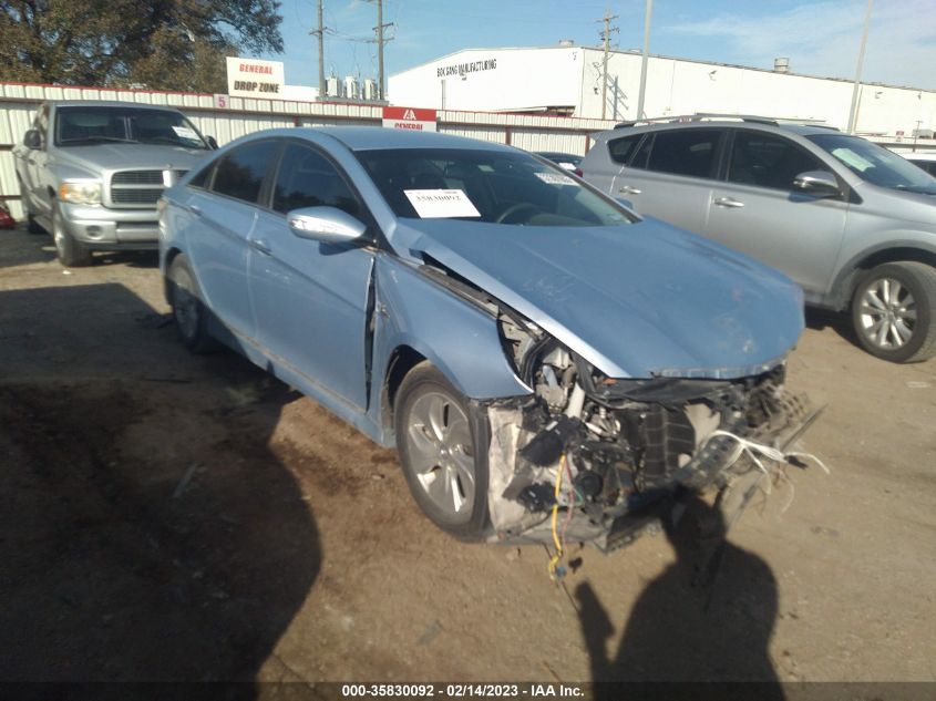 2013 HYUNDAI SONATA HYBRID - KMHEC4A45DA077450