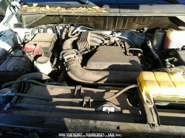 2016 NISSAN NV SV 1N6BF0KM3GN813186