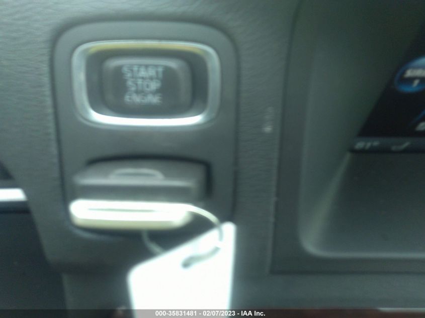 2015 VOLVO XC70 T5 DRIVE-E PREMIER - YV440MBB4F1196032