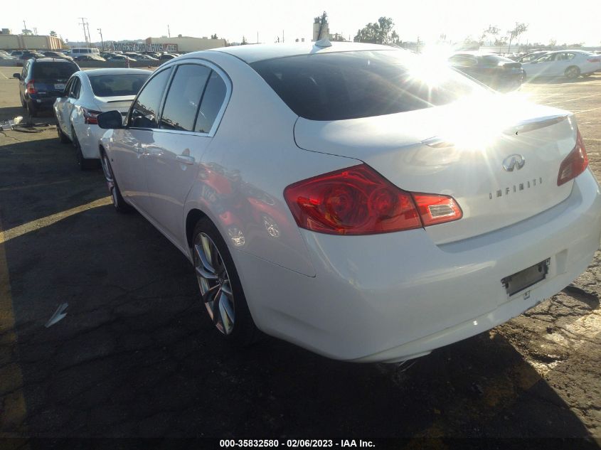 2015 INFINITI Q40 JN1CV6AP9FM503107