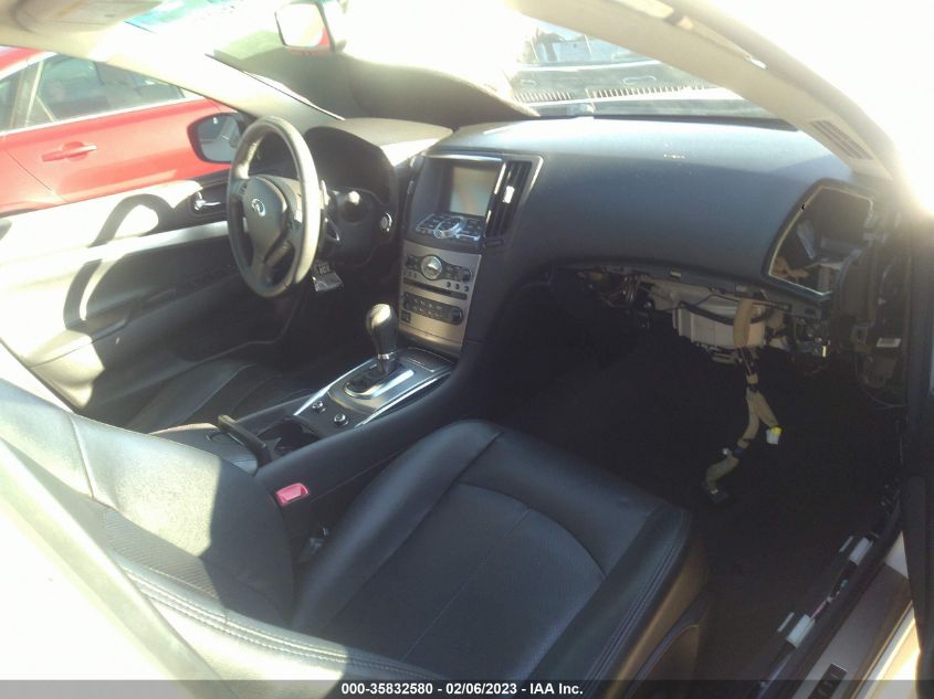 2015 INFINITI Q40 JN1CV6AP9FM503107