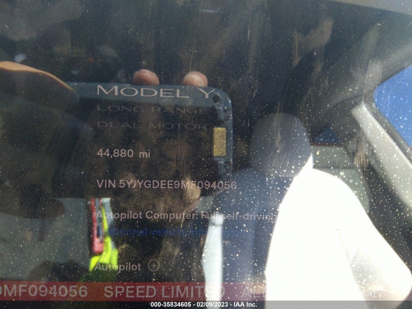 VIN 5YJYGDEE9MF094056 2021 TESLA MODEL Y LONG RANGE