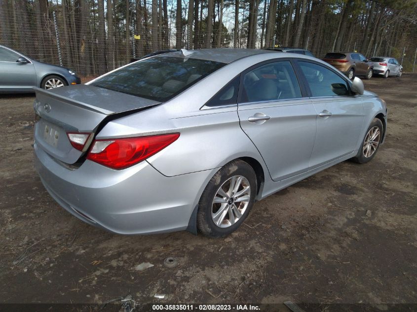 VIN 5NPEB4AC4DH743768 2013 HYUNDAI SONATA no.4