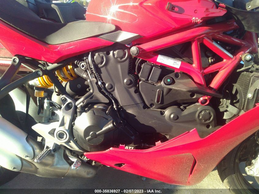 2017 DUCATI SUPERSPORT - ZDMVABDS5HB002194