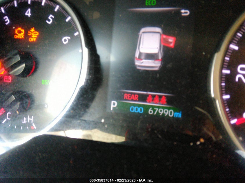 VIN JTMC1RFV0KD025736 2019 TOYOTA RAV4 XLE PREMIUM