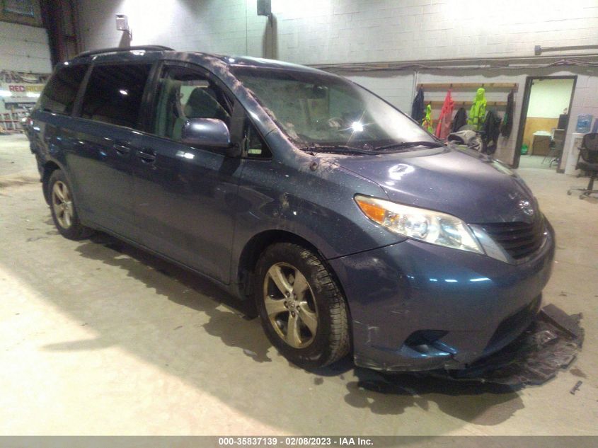 VIN 5TDKK3DC4DS396297 2013 TOYOTA SIENNA no.1