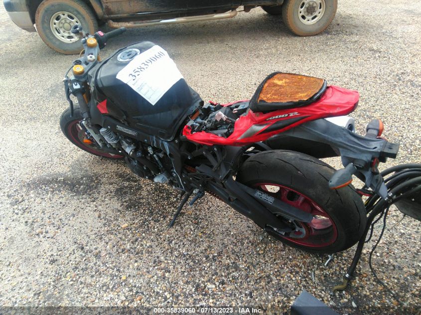 2020 SUZUKI GSX-R1000 R JS1DM11H3L7100051