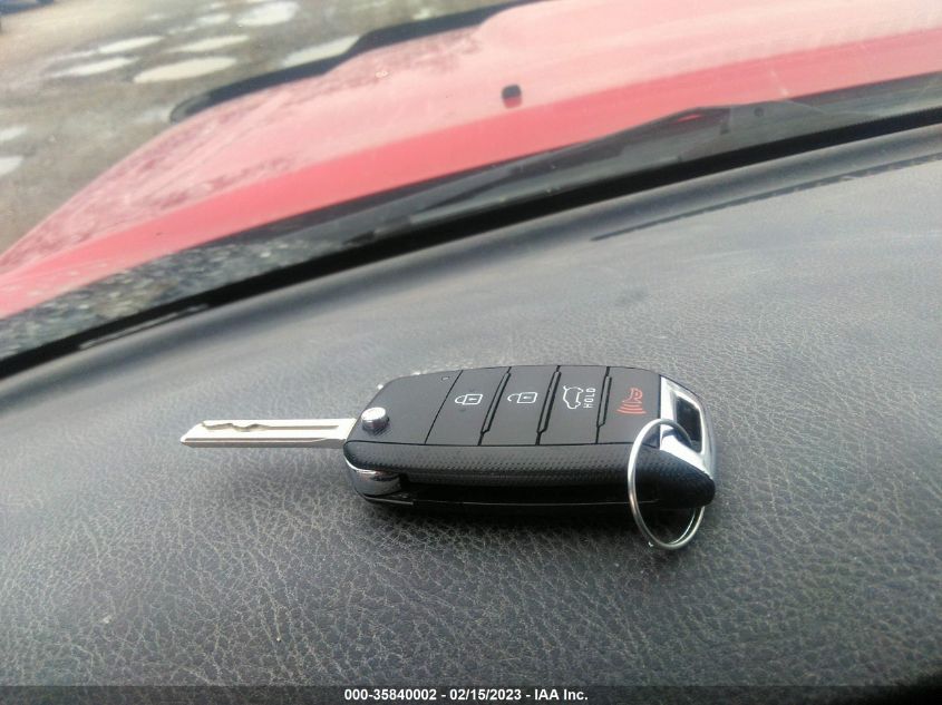 2018 KIA SOUL + - KNDJP3A51J7616875