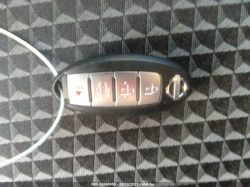 VIN 3N1CN8DV2LL877781 2020 NISSAN VERSA S