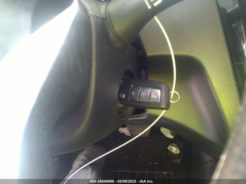 2017 NISSAN ROGUE S - KNMAT2MT6HP502039