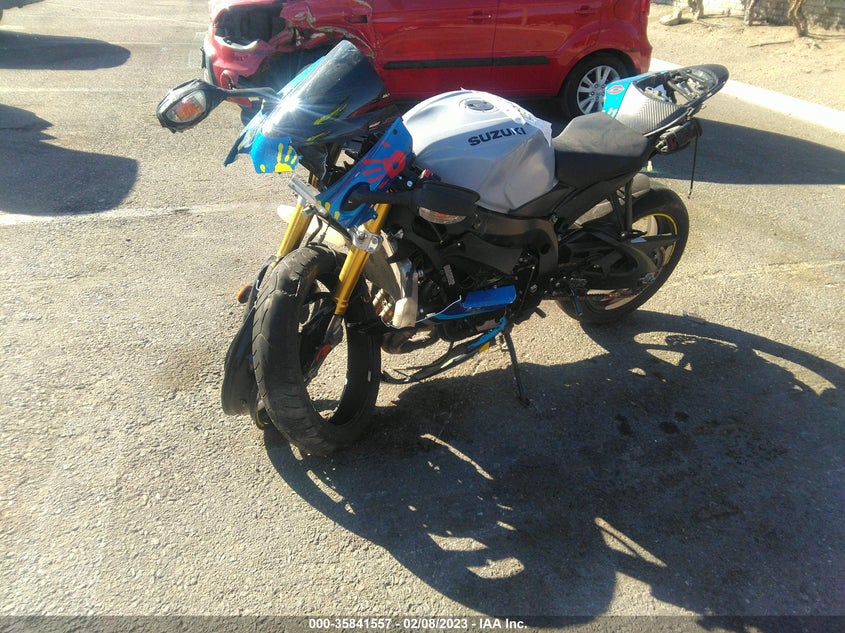 VIN JS1GR7MA3N7100943 2022 SUZUKI GSX-R750