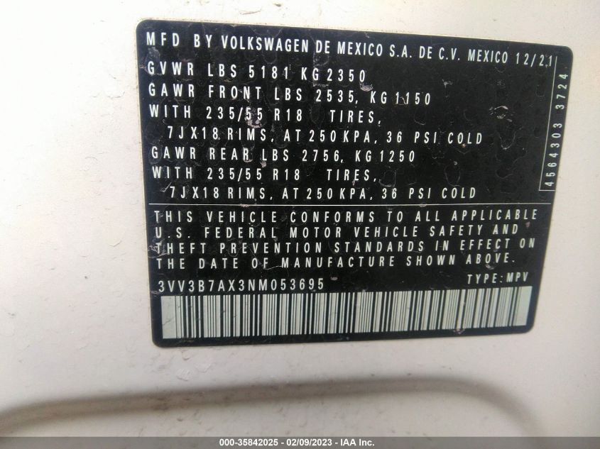 3VV3B7AX3NM053695 Volkswagen Tiguan SE 9