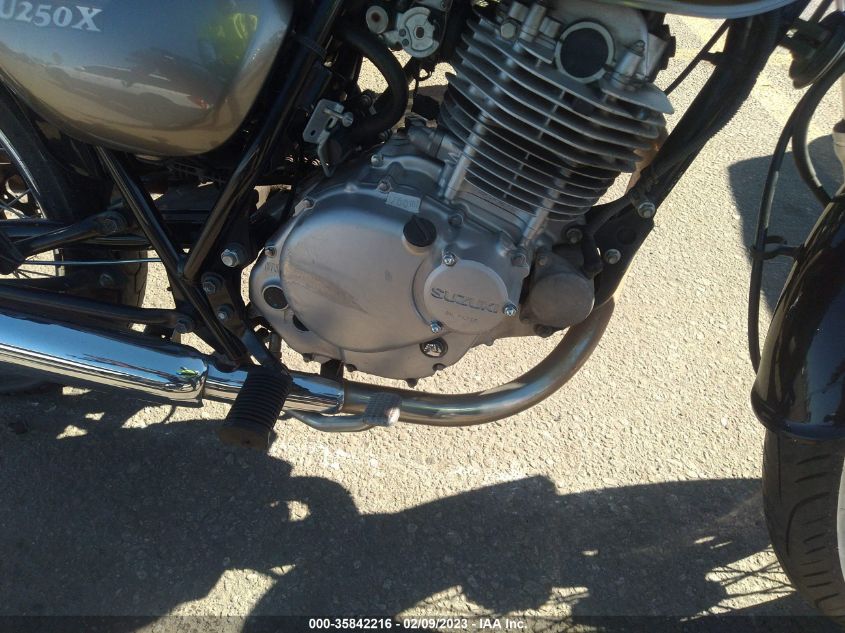 2011 SUZUKI TU250 X JS1NJ4CA8B2100220