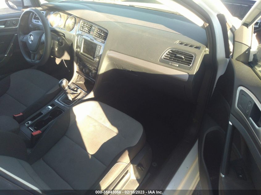 2016 VOLKSWAGEN E-GOLF SE WVWKP7AUXGW910681