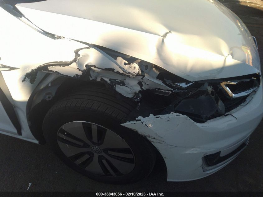2016 VOLKSWAGEN E-GOLF SE WVWKP7AUXGW910681