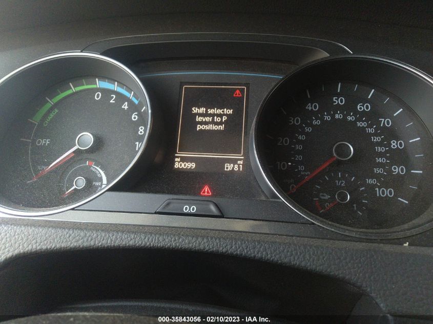 2016 VOLKSWAGEN E-GOLF SE WVWKP7AUXGW910681