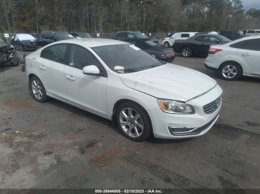 2014 VOLVO S60 T5 YV1612FS2E1296128