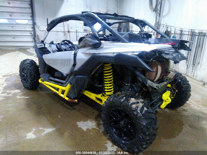 2019 CAN-AM MAVERICK X3 TURBO - 3JBVGAY47KK001658