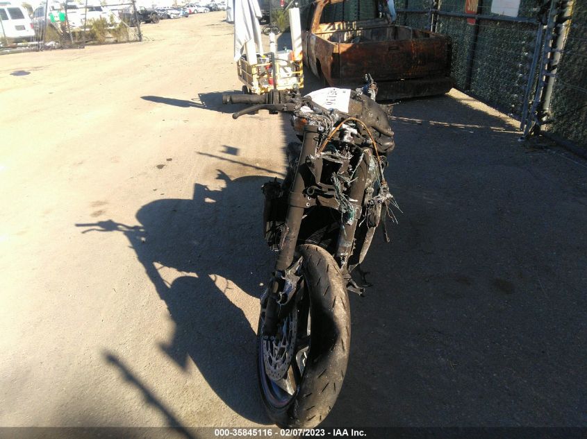 2018 TRIUMPH MOTORCYCLE STREET TRIPLE R SMTA434D4JT845457