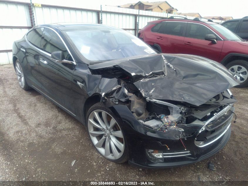 2014 TESLA MODEL S 60 KWH BATTERY/P85 - 5YJSA1H12EFP51232