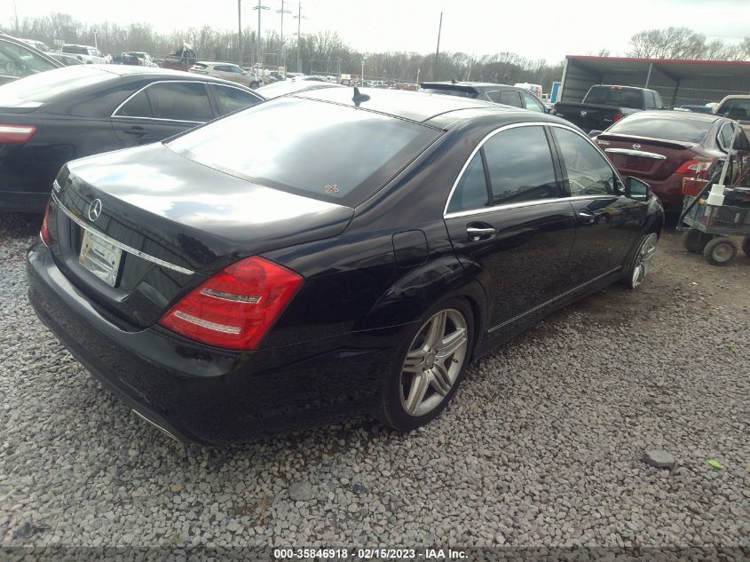2013 MERCEDES-BENZ S-CLASS S 550 - WDDNG7DB2DA530711