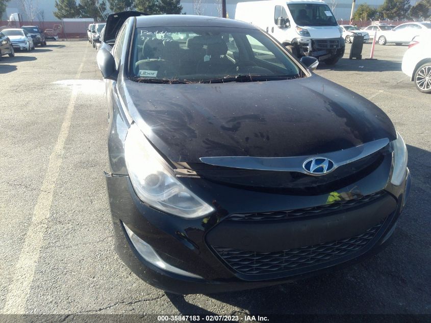 2013 HYUNDAI SONATA HYBRID - KMHEC4A47DA064893