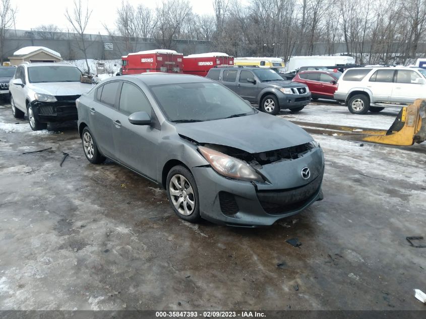 2013 MAZDA MAZDA3 I SPORT - JM1BL1U79D1710172