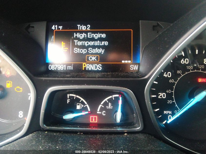 VIN 1FMCU9GD4JUB02342 2018 FORD ESCAPE SE